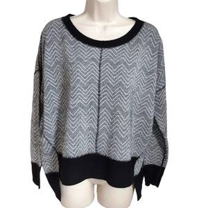 Cato Black and White Oversized Lightweight Sweater Zig Zag Pattern Small Medium